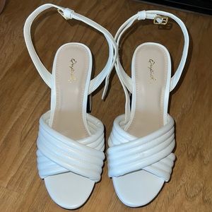 Tralee white ankle strap platform heels (Qupid) Lulu’s size 8 NEVER WORN